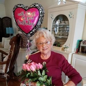 Meet your Posher, Virginia